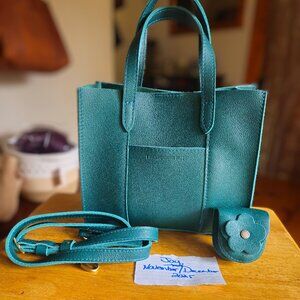 Portland Leather Premium Classic Lola And Seaglass Petunia - $175.